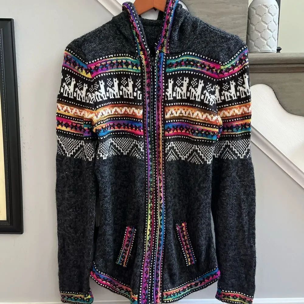 Peruvian Print Gray Acrylic Hoodie Sweater sz M EUC